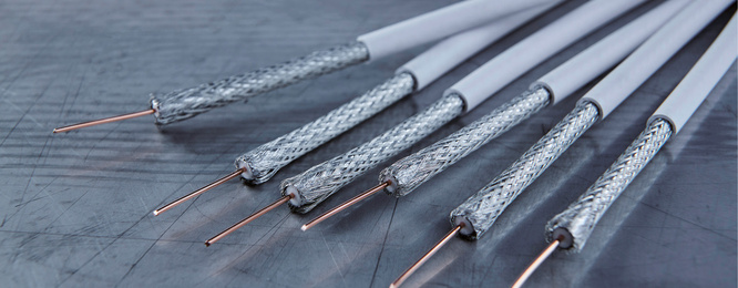 Kabel- und Steckverbinder bei Elektrotechnik Bierwirth Martin in Steinhöring